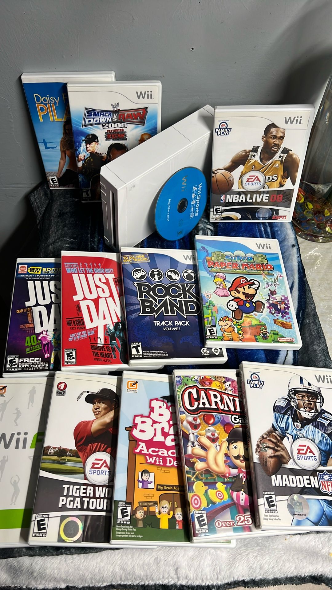 Wii. Buen Estado Más 13 Juegos - photo 3