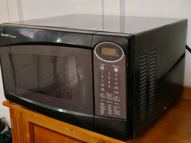 Sharp Carousel Microwave HiPower 1100W Works Perfectly