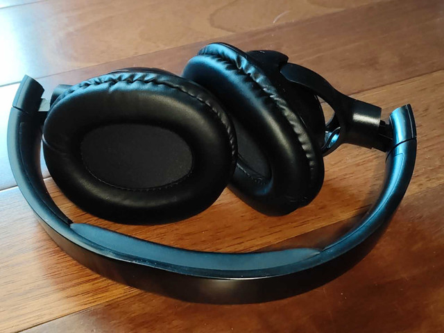 Bluetooth Headphones & Mic Headset - photo 2