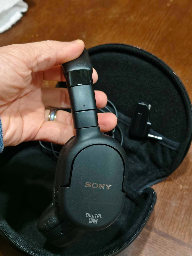wired Sony Headset, noise cancelation, great sound - photo 2