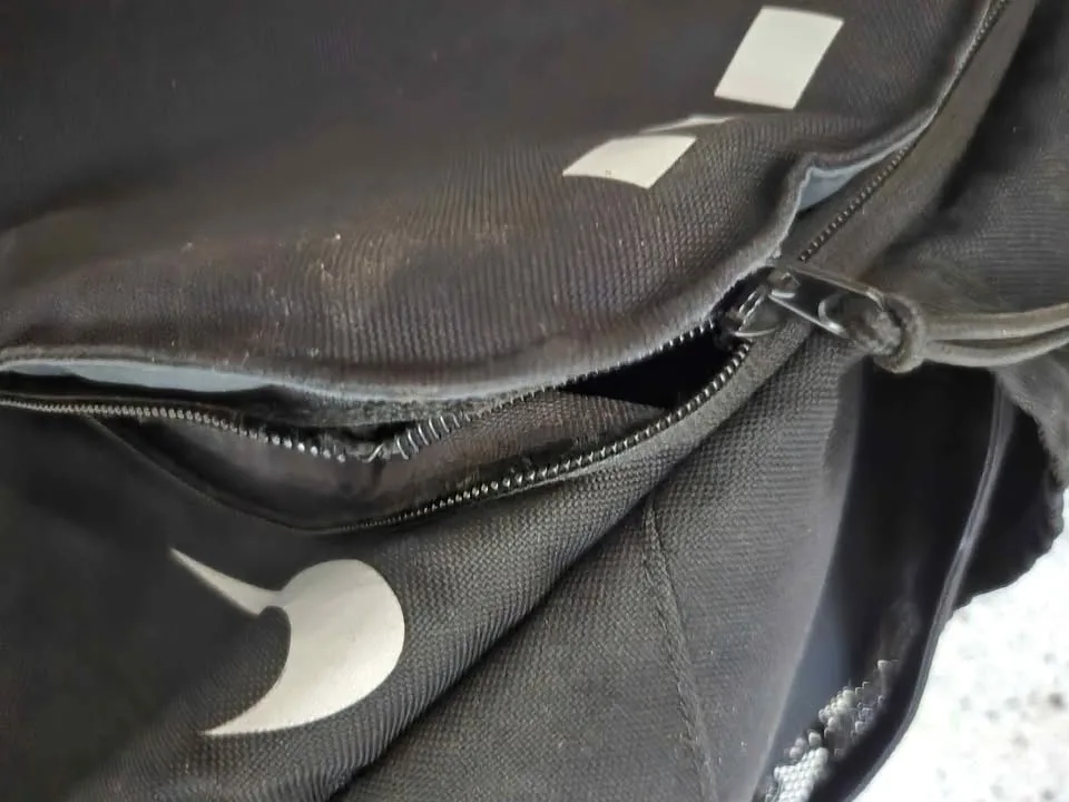 Nike Elite Backpack ( need new zipper) image indicator(3)
