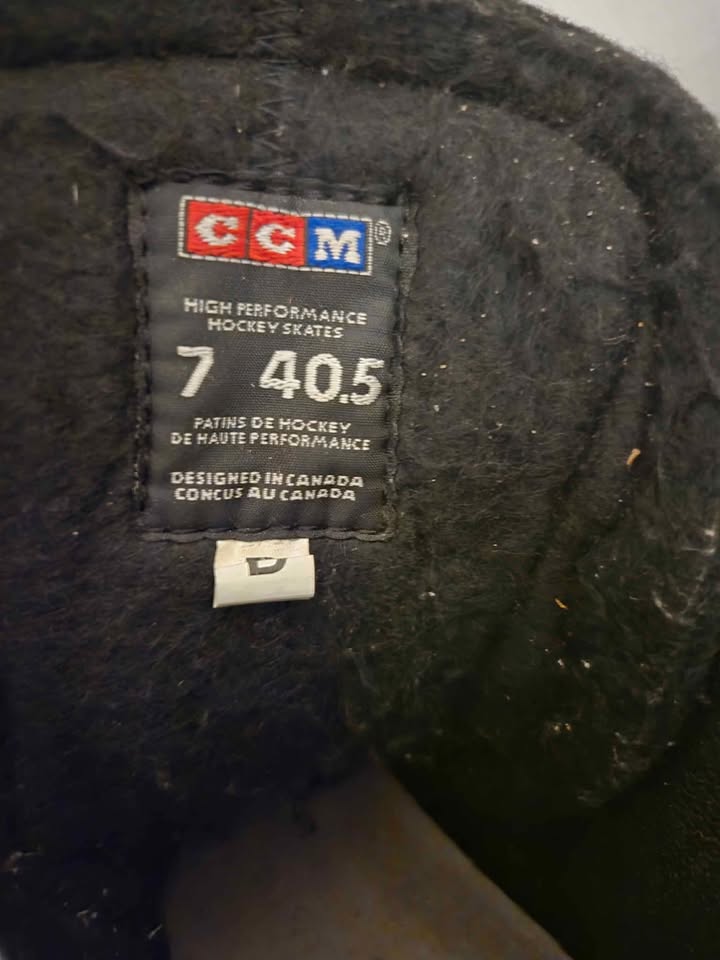 CCM size 7 Ice Skating Shoes - photo 3