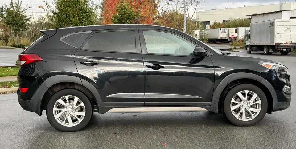 2017 Hyundai Tucson image indicator(6)