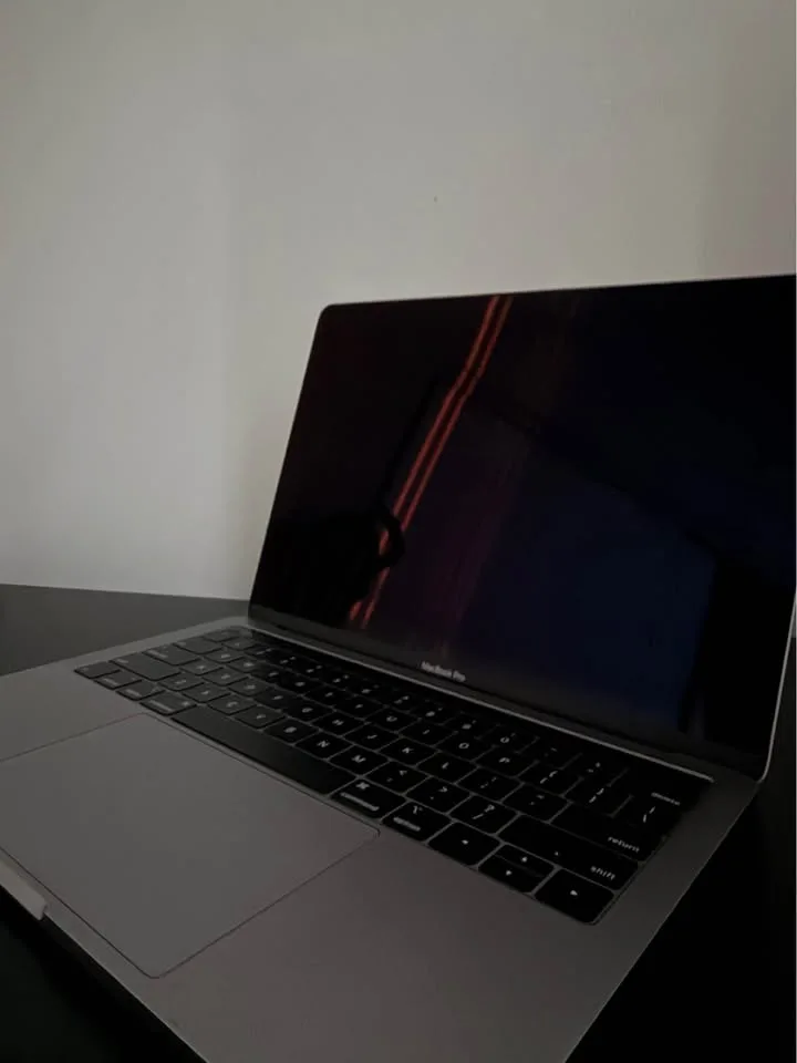 MacBook Pro 13-inch (Space Gray) - Excellent Condition image indicator(2)