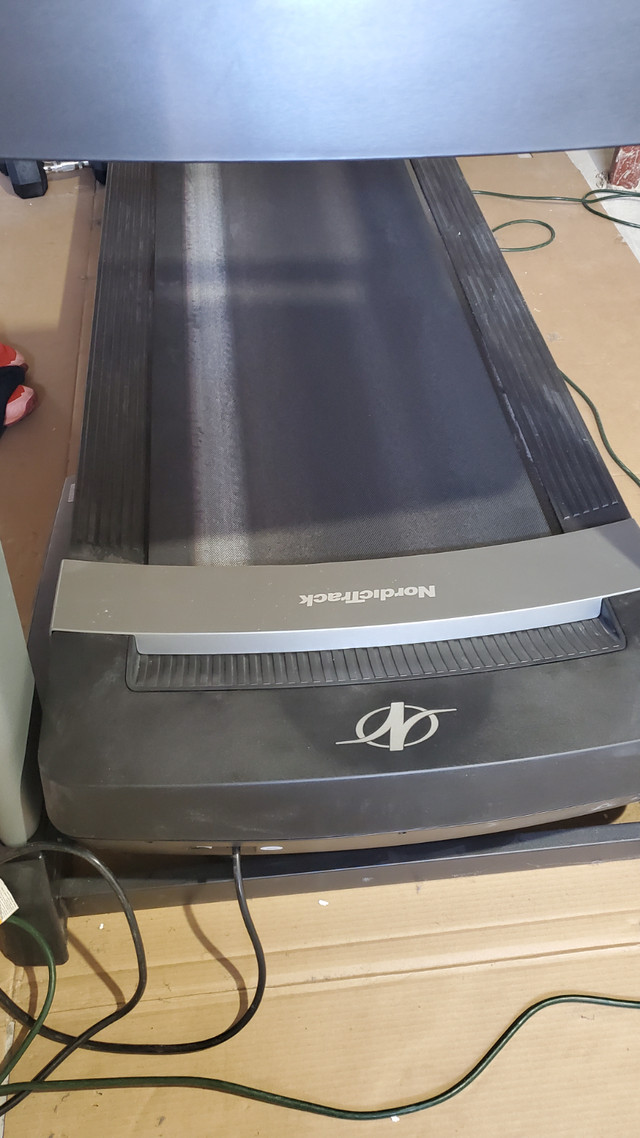 Nordictrack Treadmill - photo 2