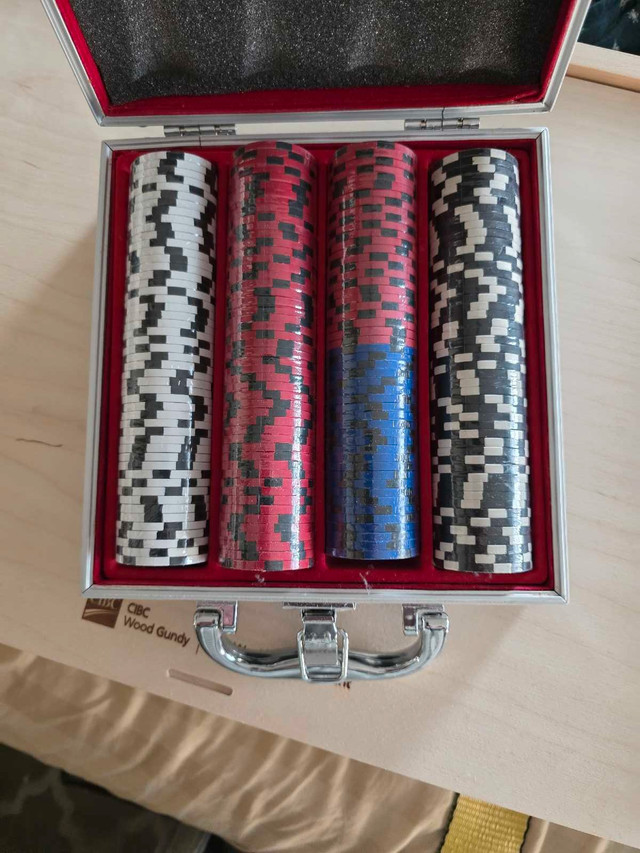 Final reductionl Negreanu  200 Poker Chips 11.5 g Clay and case - photo 2