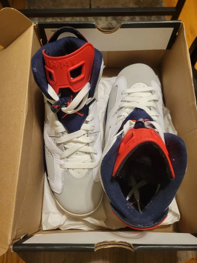 Nike Air Jordan 6 Tinker 23 Infrared White Grey Size 7y image indicator(2)