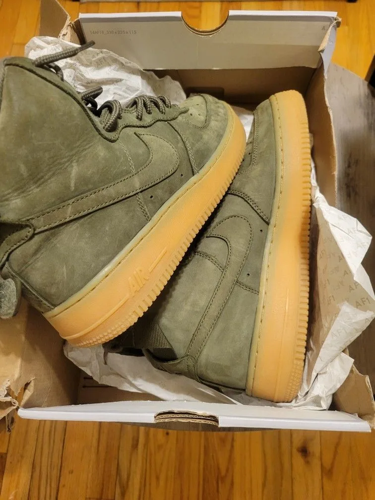 Air Force 1 high WB (gs), Size 7Y, Olive image indicator(3)