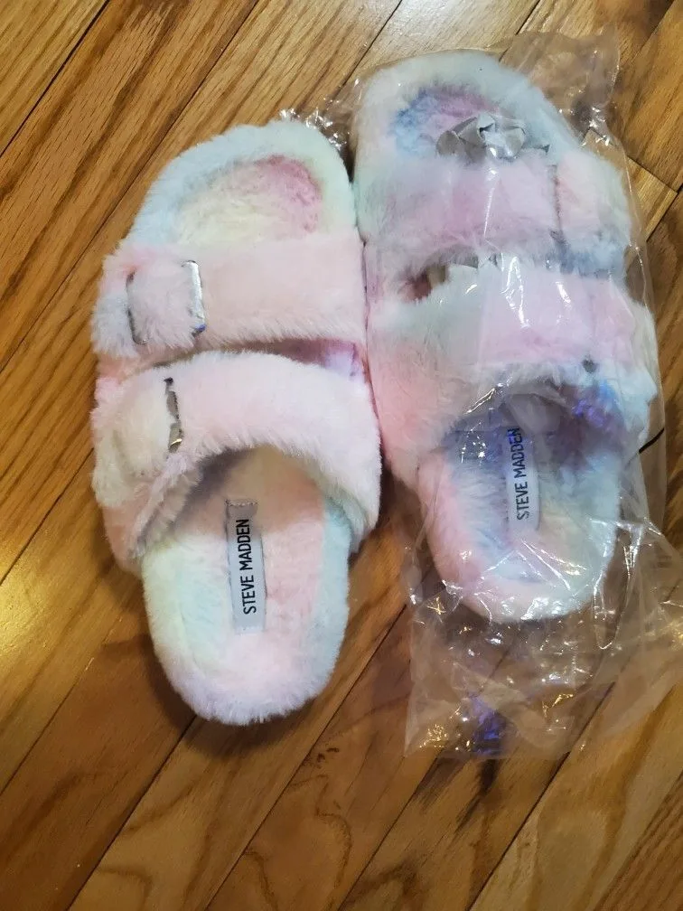Steve Madden Fur Slides image indicator(2)