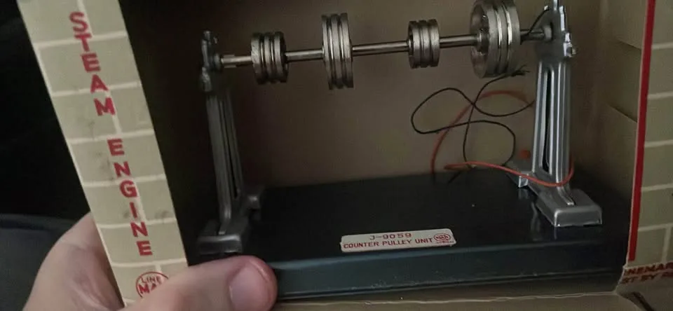 Linemar Vintage 6 Operative Steam Engine Accessories - 1950’s image indicator(6)