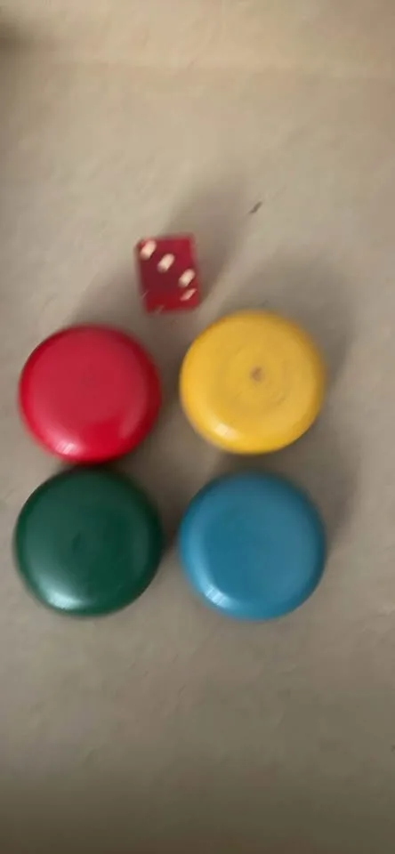 Walt Disney’s Tomorrowland Rocket to the Moon Boardgame image indicator(5)