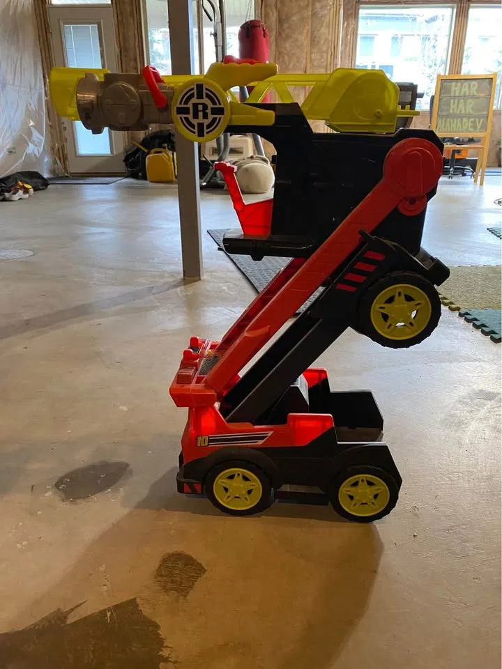 Transforming Fire Truck For Kids image indicator(5)