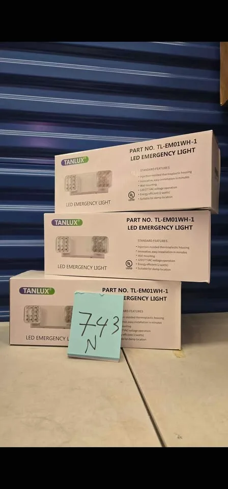 Pack White Emergency Ligh Fixtures image indicator(4)