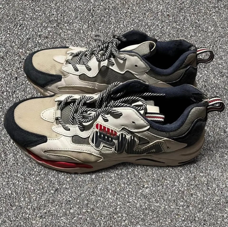 FILA Men's Ray Tracer Graphic Red White Blue Size 10 image indicator(2)