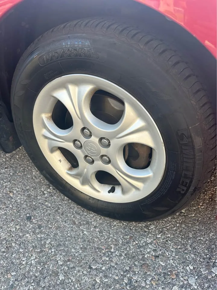 2012 Toyota Corolla CE – 294000km image indicator(6)