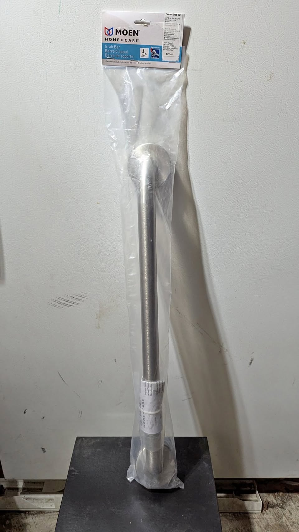 Moen Home Care Peened 24" Concealed Screw Grab Bar