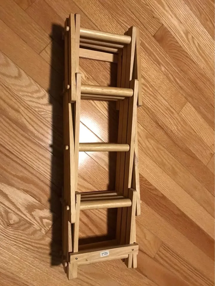 Wood Wine Rack image indicator(2)