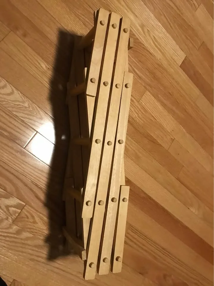 Wood Wine Rack image indicator(3)