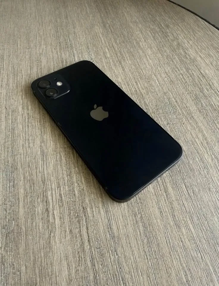 iPhone 12 64gb (Midnight UNLOCKED) image indicator(2)