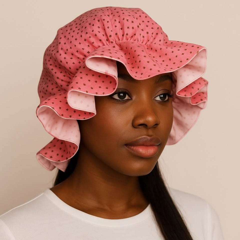 Silk/satin bonnet/winter hat - photo 5