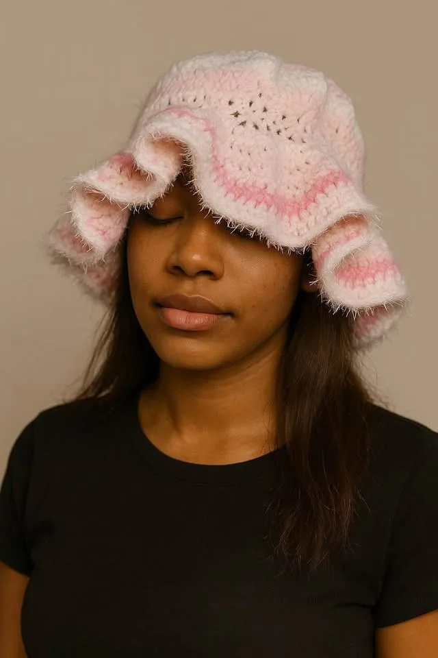 Silk/satin bonnet/winter hat image indicator(6)