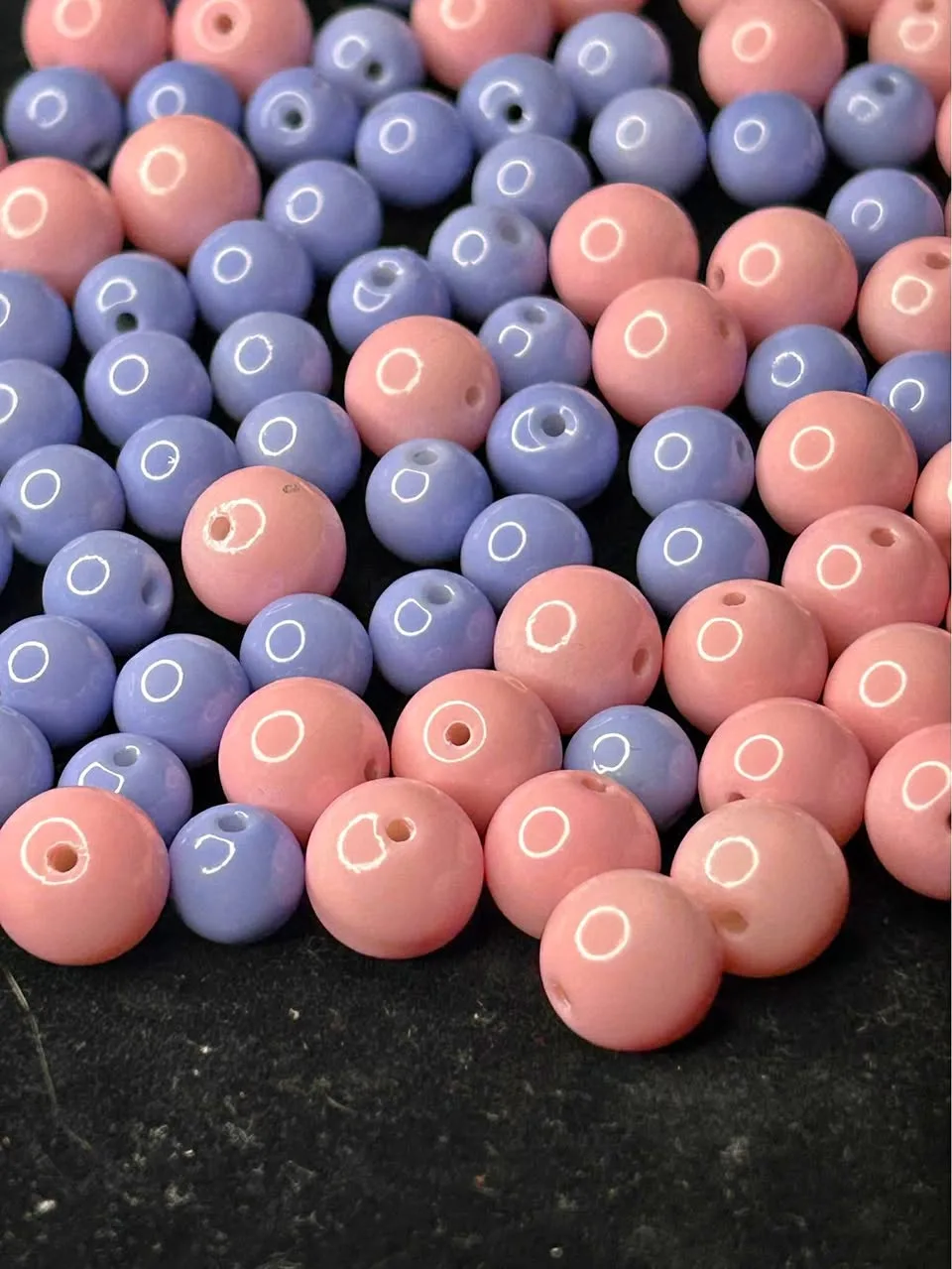 Glass beads thumbnail