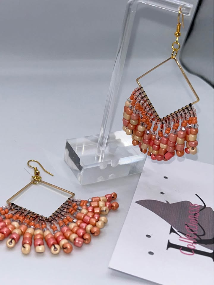 Halloween fringe earring - photo 4