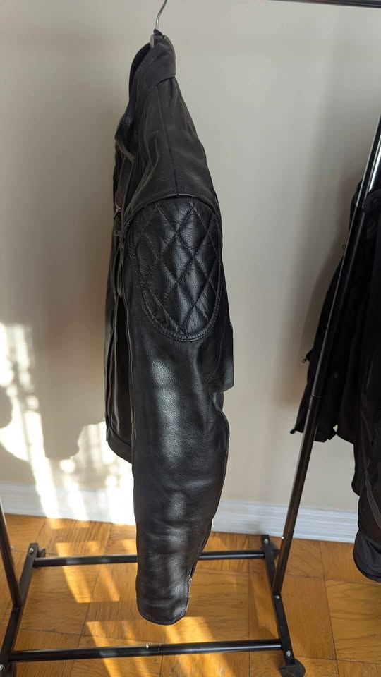 Motorcycle leather jacket (M) - photo 4