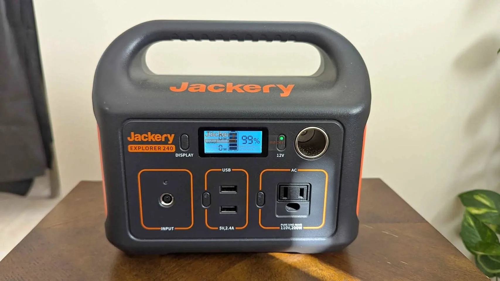 Jackery Explorer 240WH/200W thumbnail