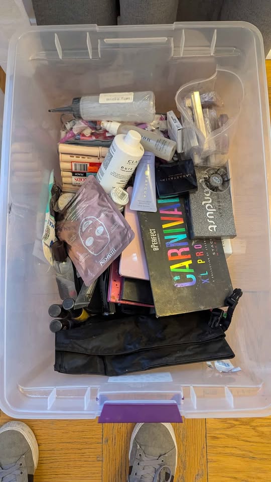 Beauty Jackpot: $35 each bin (New & slightly used) - photo 2