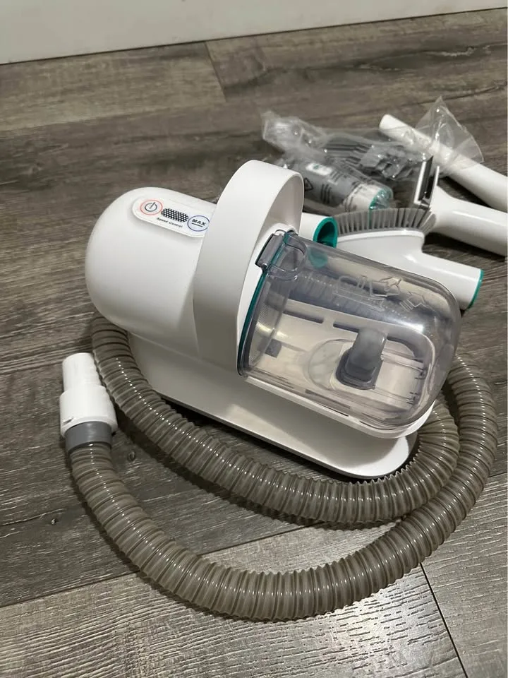 Pet grooming kit and vacuum image indicator(2)