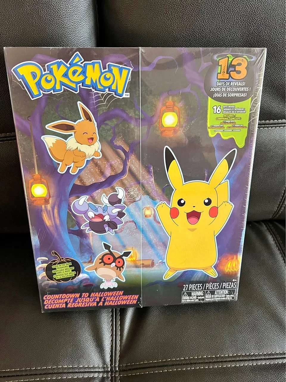 Pokémon 13-Day Halloween Countdown Playset thumbnail