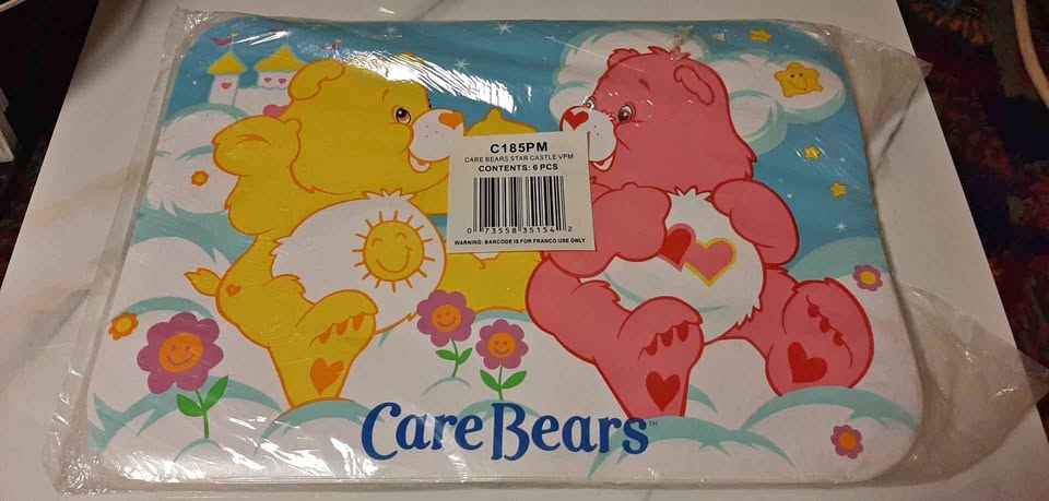 1 pack of 6 Care bears star castle placemats
