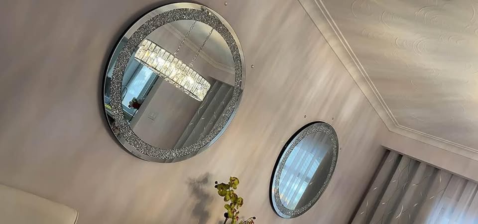 Bedazzled Crushed Crystals Vanity Mirror - photo 2