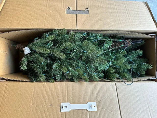 Noma 7ft Tall Durand Pine Christmas Tree with White Lights image indicator(3)