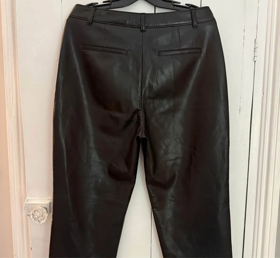 Aritzia Babaton Command vegan leather pants, black, size 12 image indicator(6)