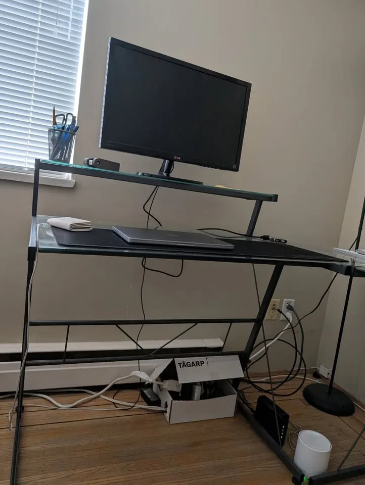 Computer Desks / standing desk image indicator(8)