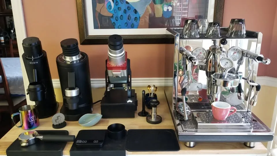 Option-O Lagom P64 w/ SSP MP Burrs + Wood Cap image indicator(4)