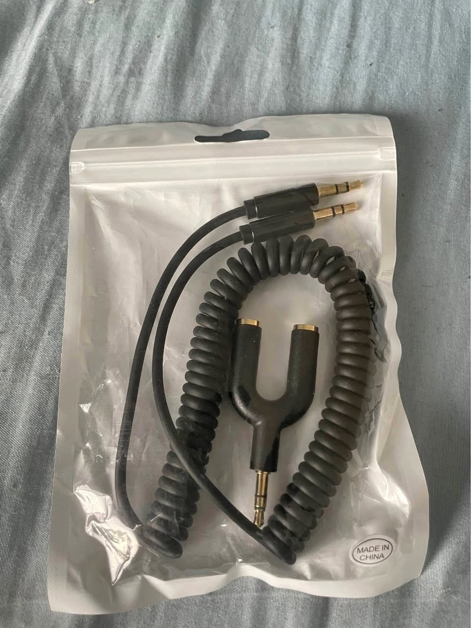 Headphone Splitter Cable - New in Package