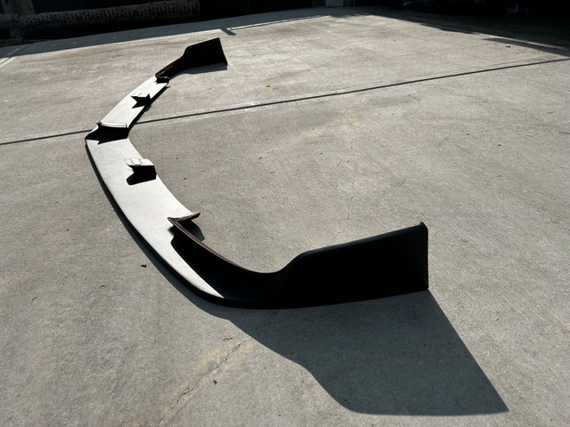 2010-2013 Camaro SS front splitter - photo 4