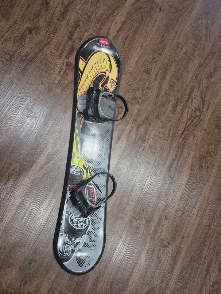 Hot Wheel Snowboard With Binding - photo 2