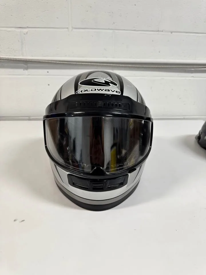 Coldwave Full Face Motorcycle Helmet – DOT Approved thumbnail