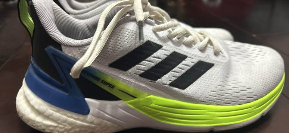 Adidas shoes - photo 3