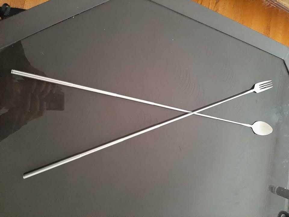 Telescopic Spoon and Fork gag joke BBQ combo New - photo 3