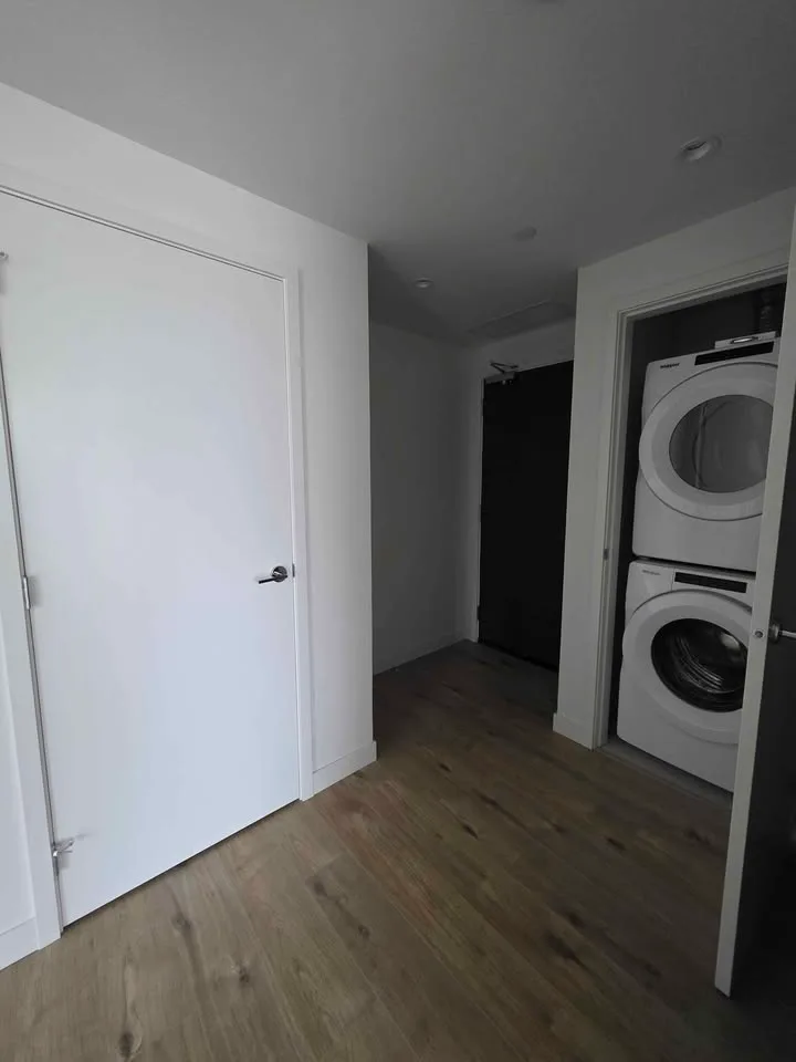 Private room for rent image indicator(5)