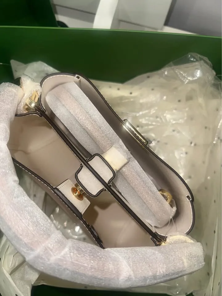 ✨ Kate Spade Phoebe Bag – Toasted Hazelnut (New) ✨ image indicator(5)