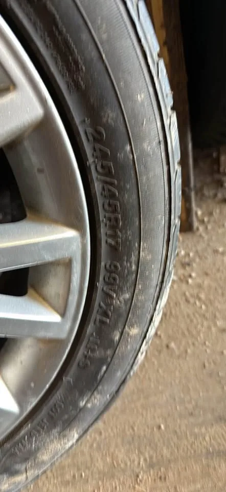 Oem Audi wheels 245/45/17 image indicator(2)