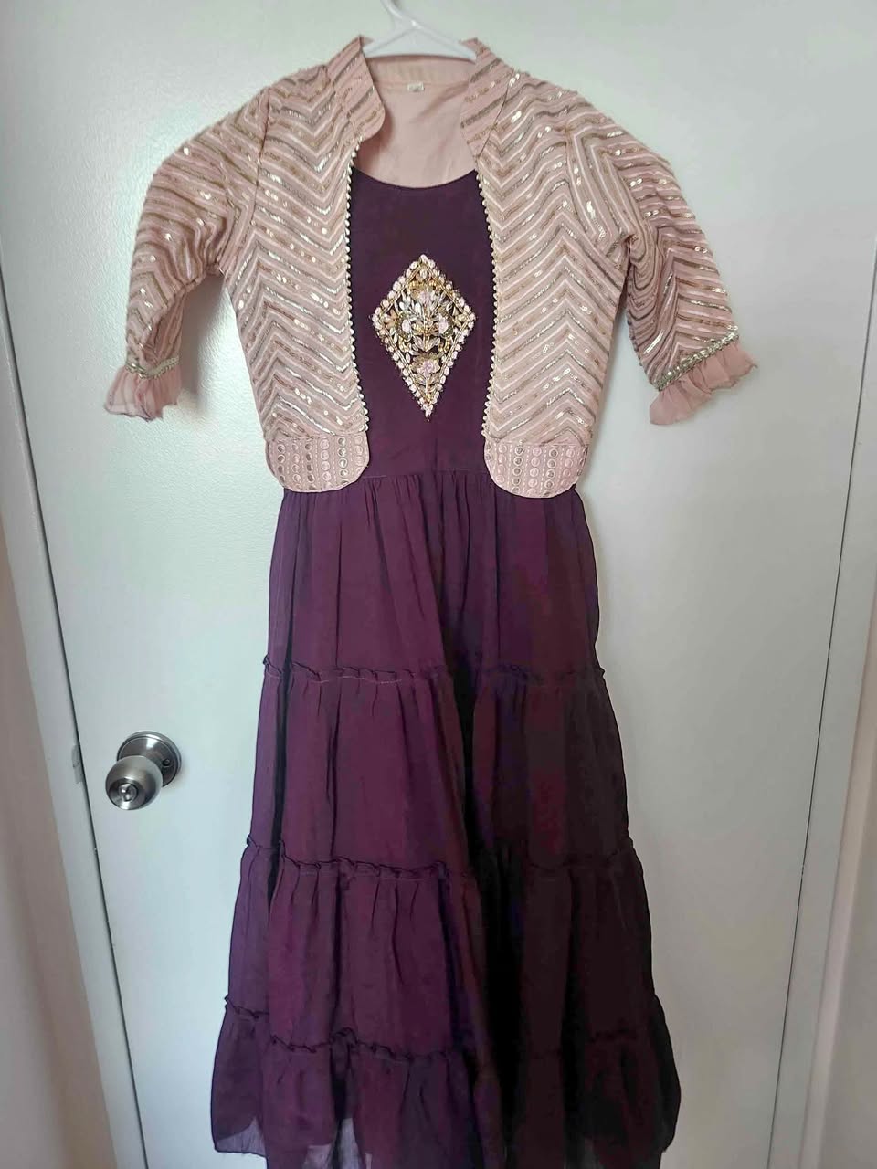 ✨ Girls’ Purple & Pink Party Dress –Size 6-8 - $10! ✨