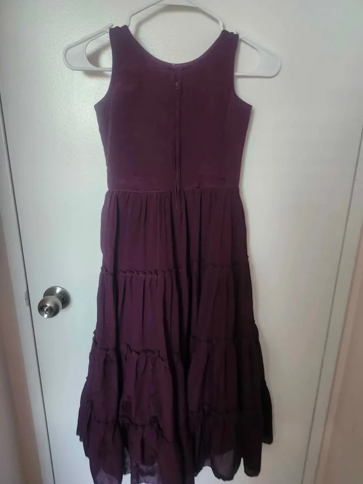 ✨ Girls’ Purple & Pink Party Dress –Size 6-8 - $10! ✨ image indicator(5)
