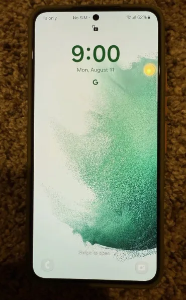 Samsung Galaxy S22 Unlocked 5G 50MP 8K thumbnail